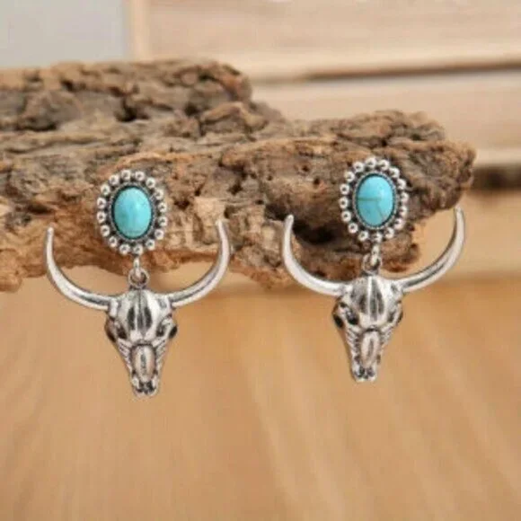 Silver Bullhead  Turquoise Flower Silver Plated Horn Drop Earrings - Picture 2 of 3